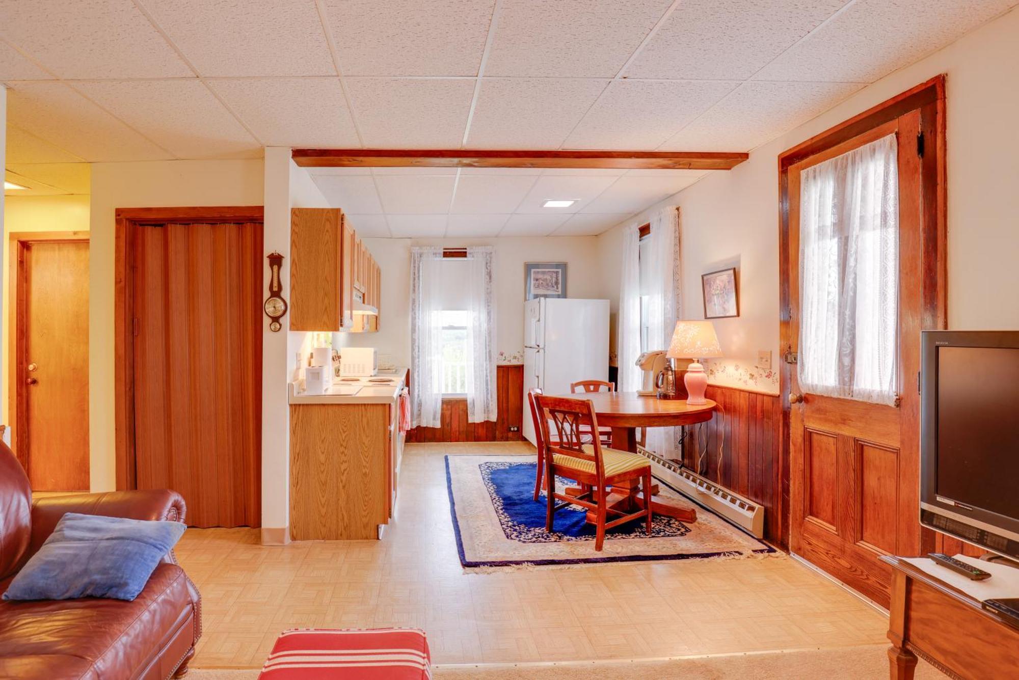 Lawrenceville Apartment With Deck Near Gaming Lands! Экстерьер фото